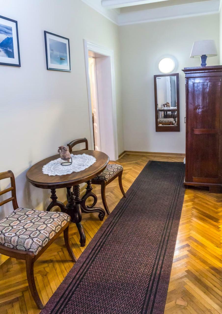 Apartman Natalia Tivat Exterior photo