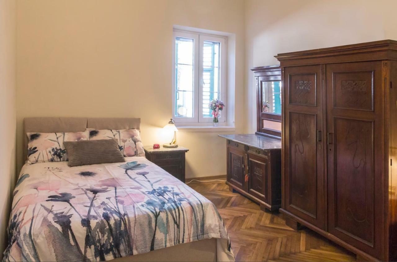 Apartman Natalia Tivat Exterior photo